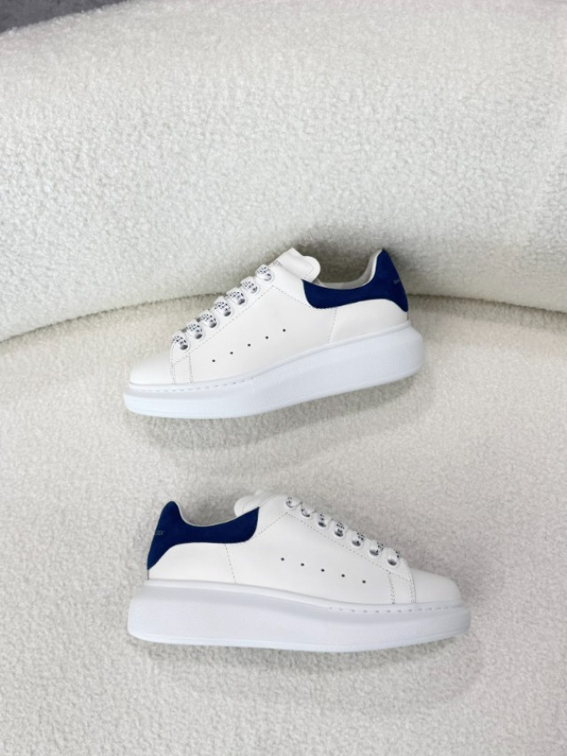 Alexander McQueen / MCQ 藍尾小白鞋