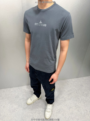 STONE ISLAND石頭島 斑駁LOGO短袖