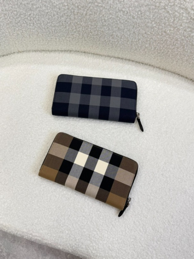 BURBERRY 經典格紋拉鏈長夾 80845601